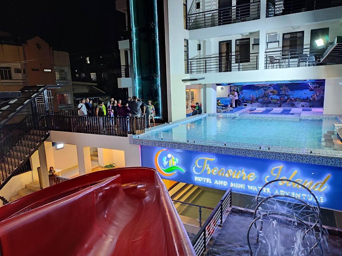 트레저 아일랜드 호텔 위드 미니 워터 어드벤처 Masbate City 외부 사진